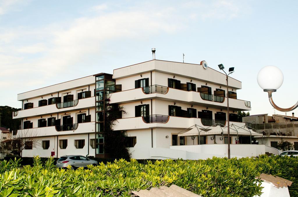 Hotel Onda Bleu Botricello Exterior photo